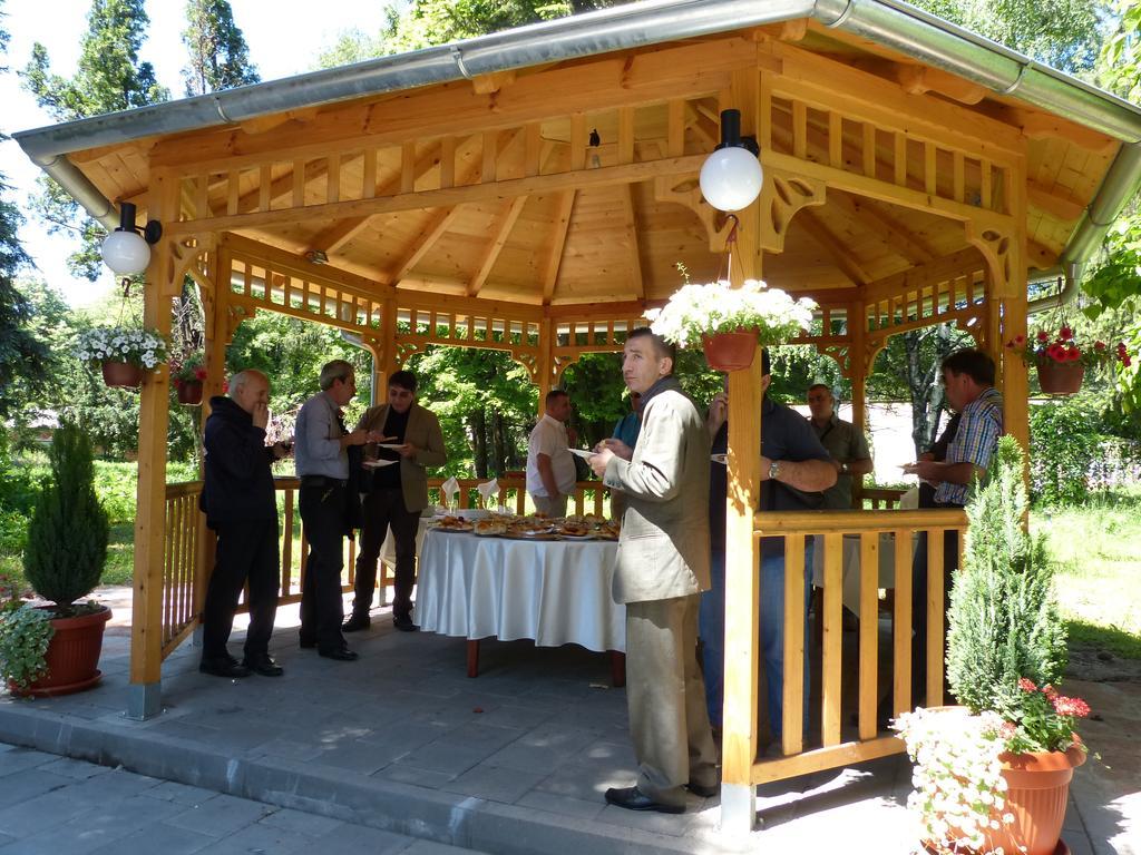 Bed and Breakfast Prenociste Gazela Pirot Esterno foto